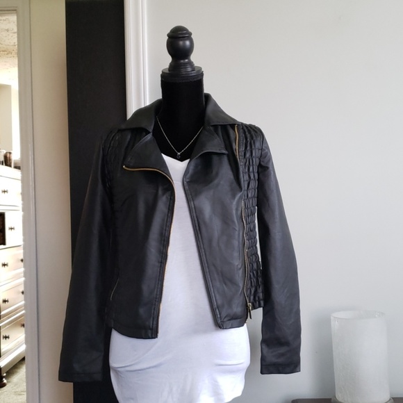 Junior Black Jacket - Picture 2 of 4